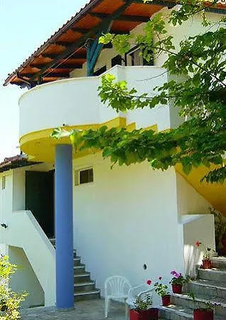 Blue Bay Ξενοδοχείο 3*